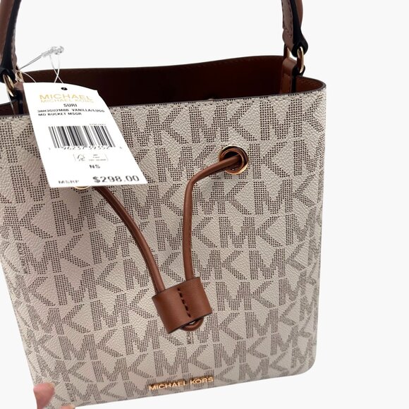 Michael Kors Small Drawstring Bucket Bag Vanilla/Brown Canvas Leather Logo - Picture 12 of 14